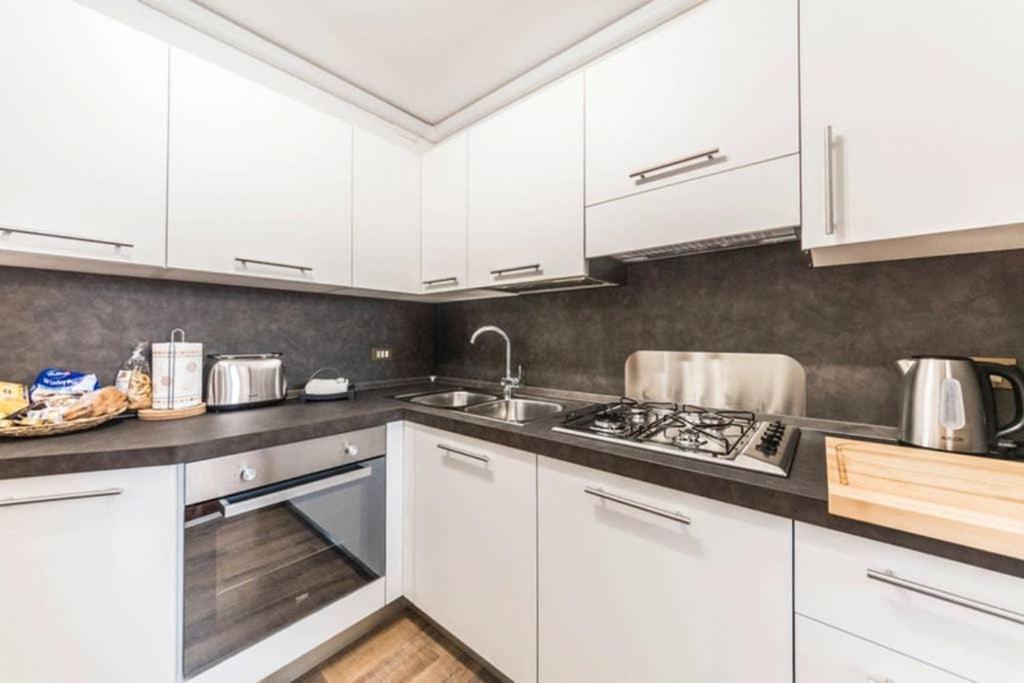 Rialto Apartment With Canal Grande View Venesia Bagian luar foto