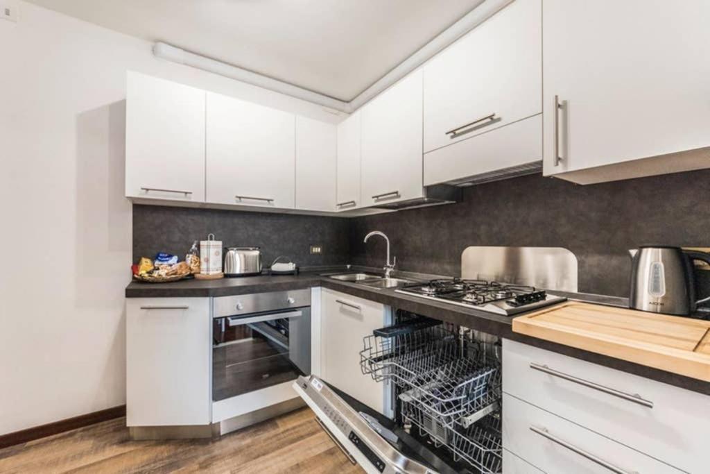 Rialto Apartment With Canal Grande View Venesia Bagian luar foto